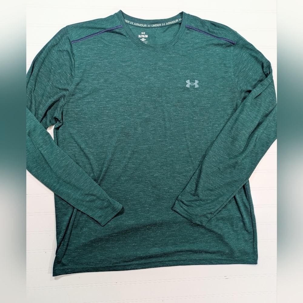 Under Armour Green Fitted Long Sleeve Athletic Tee